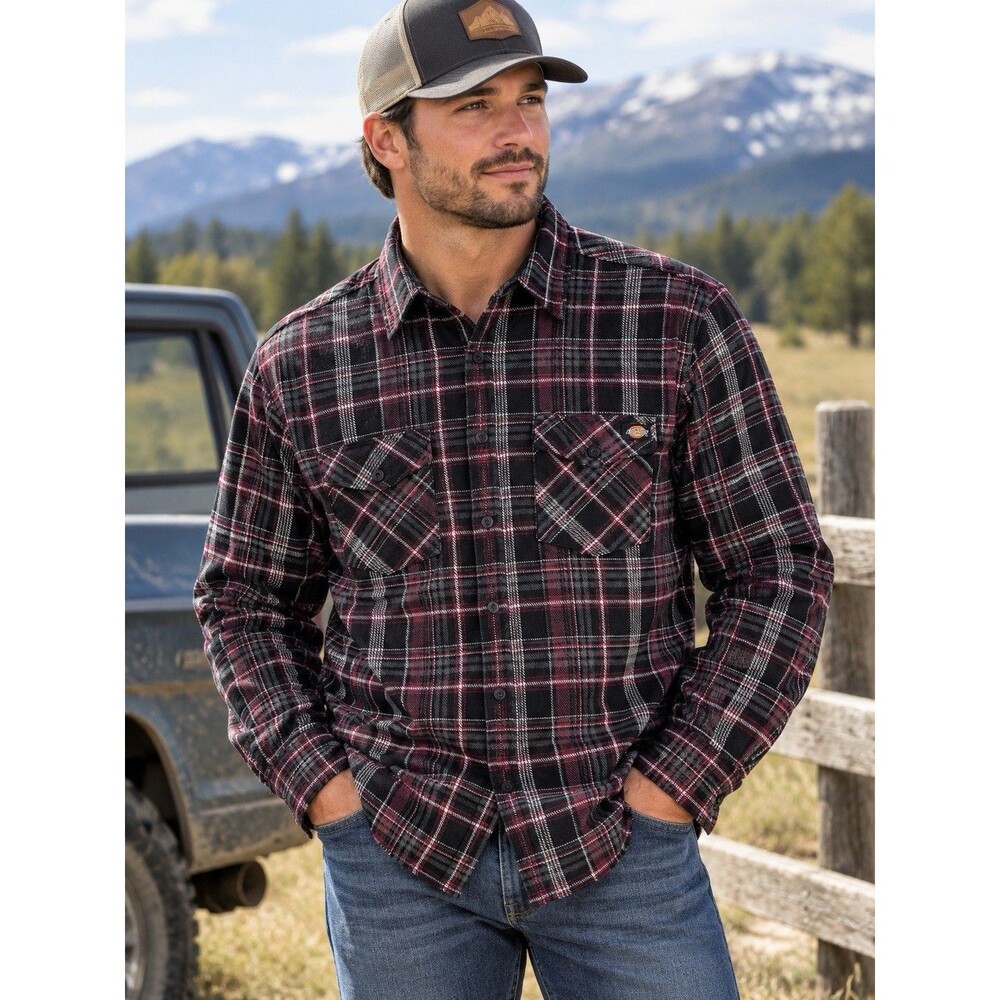 Y2K VTG Dickies Black Red Plaid Button Up Flannel Shirt Size Large 100% Cotton